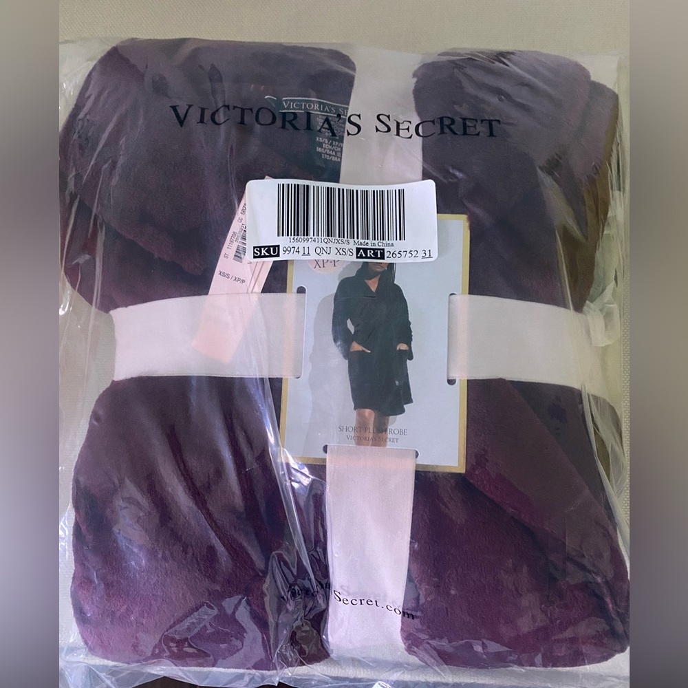 Victoria Secret Short Robe